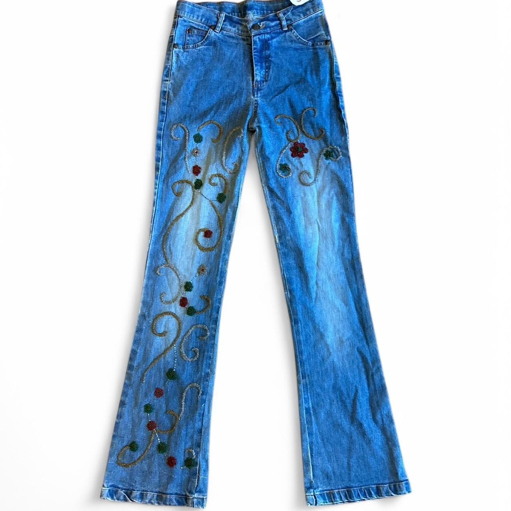 NWT Y2K gorgeous embellished jeans with a light flare